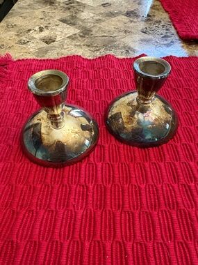 Oneida Silversmiths Candlestick Holders - Shiny Silver Pair